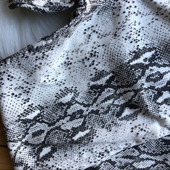 Zara Premium High Waist Snake Print Skinny Jeans - Picture 3 of 7